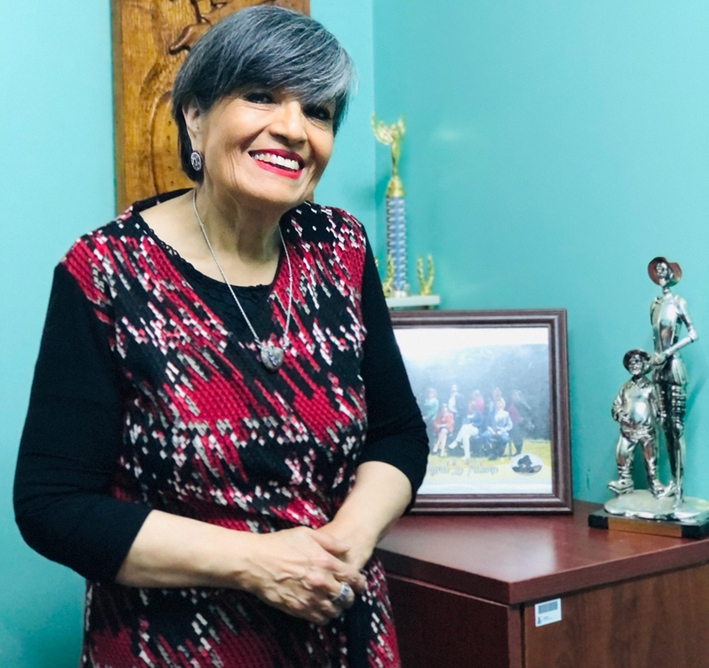 Azucena Ulloa Bahamonde, Directora de la Escuela Rural la Paloma Azucena Ulloa Bahamonde, Directora de la Escuela Rural la Paloma