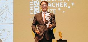 “Lo que hacemos es más que educar a niñas, niños y jóvenes, es levantar una comunidad por completo”