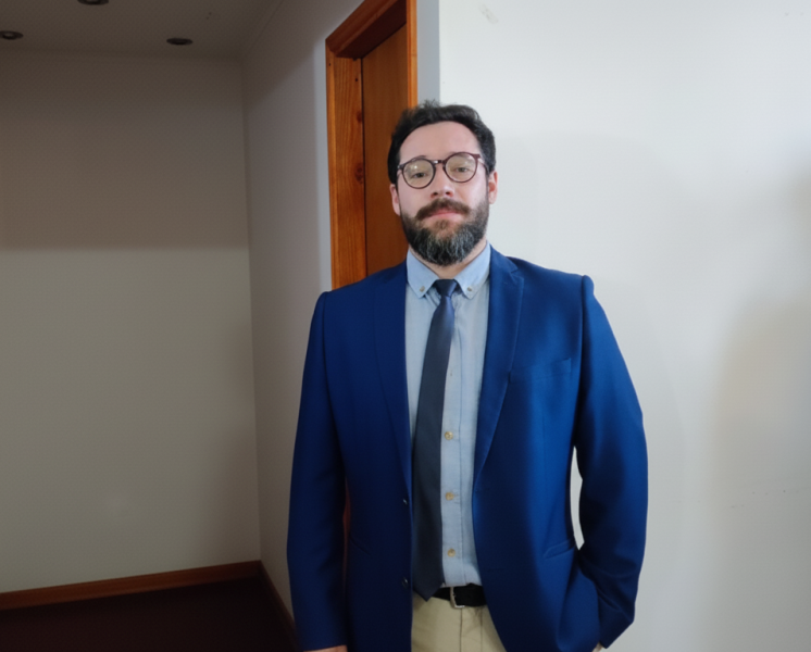 Alan Fernández profesor de Historia de la Escuela Emilia Romagna