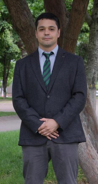 Alan Fernández profesor de Historia de la Escuela Emilia Romagna